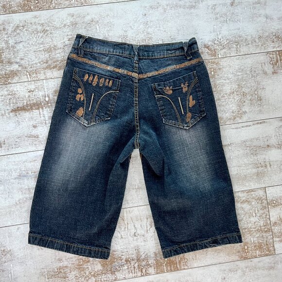 Christine Denim Shorts - Picture 4 of 8